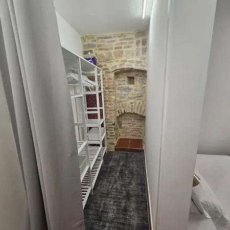 Stella 19 - Residenza In Centro Apartamento *